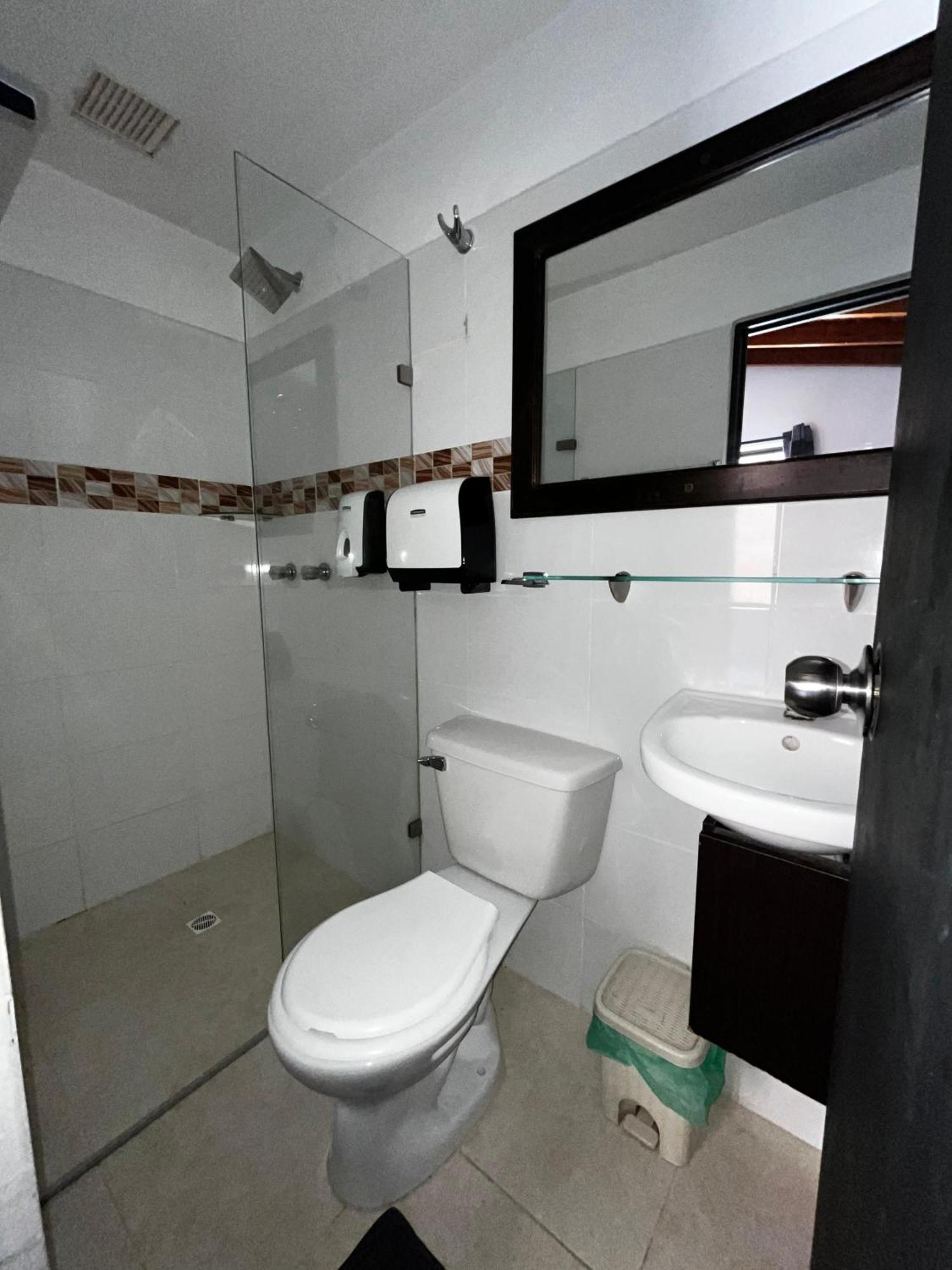International Hotel Medellín Eksteriør bilde